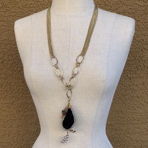 Sliced Agate Stone Necklace with Feathers and Gold Link Chain Necklace